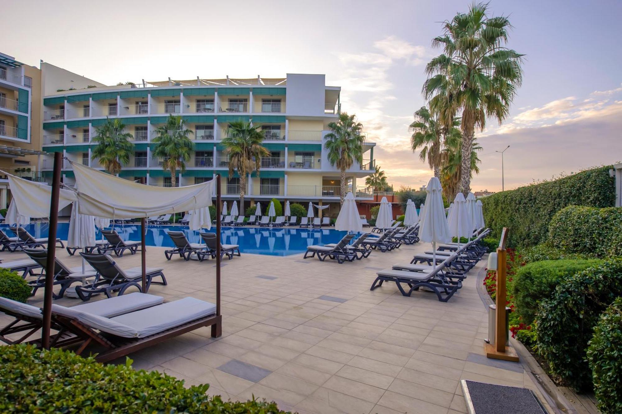 Tui Blue Barut Andiz (Adults Only) Hotel Side Buitenkant foto